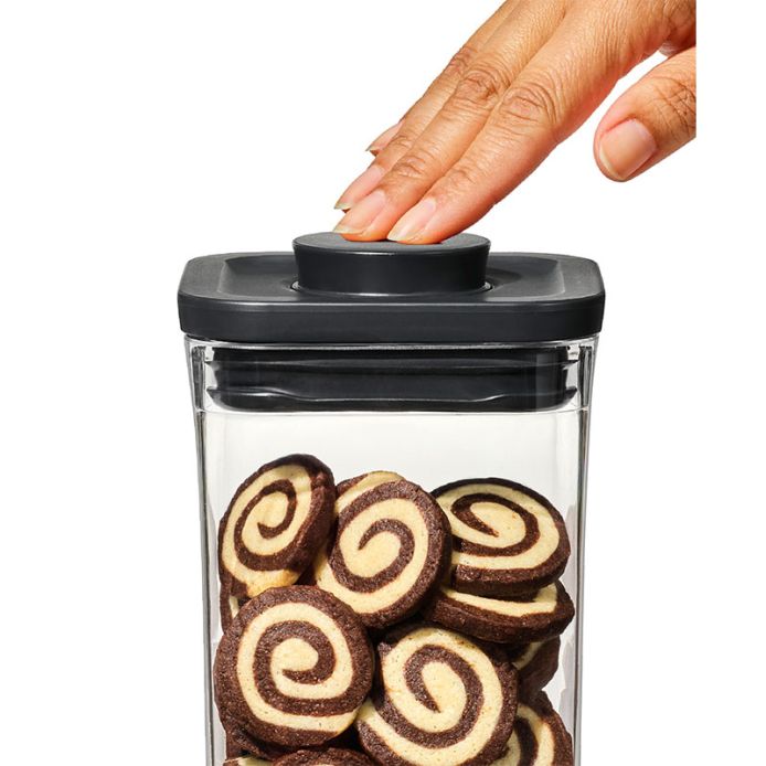 OXO ポップコンテナ スモールスクエア ショート マットブラック